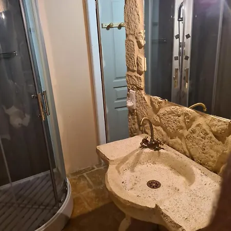 Σπίτι διακοπών Bergerie De 1770 Avec Piscine